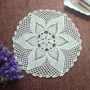 Set of 4 Vintage Hand Crochet Lace Doilies Flower Placemat Round Table Mat Pad - Picture 1 of 16
