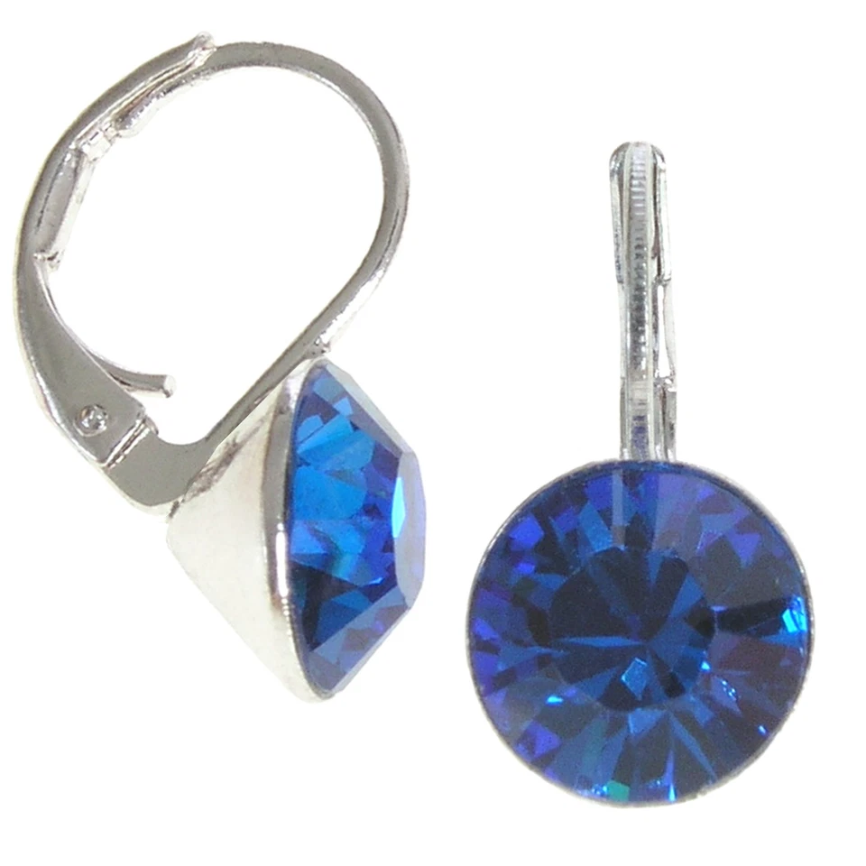 8mm Ohrringe mit Swarovski Elements Kristall in der Farbe Saphir Blau - Bild 1 von 1
