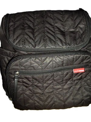 Mochila acolchada negra T29 usada en excelente estado Skip Hop bolsa de pañales lotes bolsillos forro azul azulado Foto 1 de 4