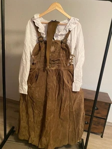 Oktoberfest Kostüm /Landhaus/ Dirndl/Rock/Bluse /Gürtel  S E T - Bild 1 von 6
