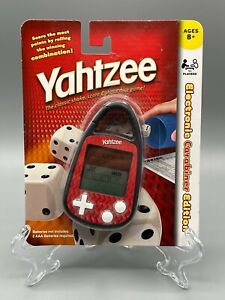 Yahtzee Handheld Electronic Game Clip-on Dice Die Carabiner Hasbro Basic Fun New