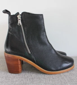 WITTNER Black Leather Venise Ankle Boots Size 37 NEW - Picture 1 of 6