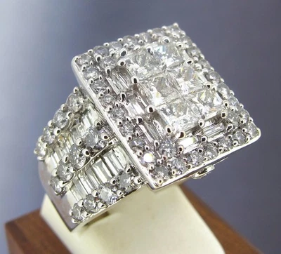 2.89 ctw Diamonds Round, Baguette & Princess 10k Gold Cluster Engagement Ring 7 - Image 1 of 4