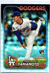 2024 Topps Chrome #18 Yoshinobu Yamamoto Rookie Logofractor - Bild 1 von 2