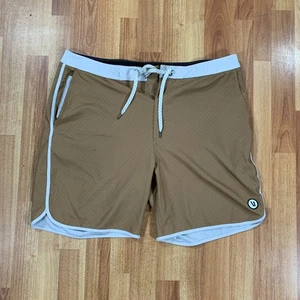 Vuori Boardshorts Herren Größe 36 Senf Stretch Performance Fit Badehose - Bild 1 von 12