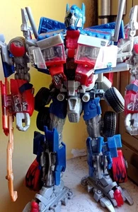 Optimus Prime Transformers Takara Tomy Revenge Of The Fallen - Foto 1 di 4