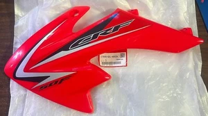 *1EA OEM HONDA SHROUD FITS CRF50F '04-'11 17555-GEL-A50ZA - Picture 1 of 2