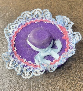 Vintage Barbie Sonnenhut lila mit babyblauer Schleife - Bild 1 von 4