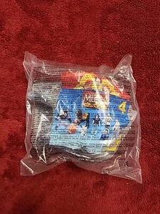MCDONALDS HAPPY MEAL TOY 1998 MULAN SHAN-YU THE BIRD - Picture 1 of 2