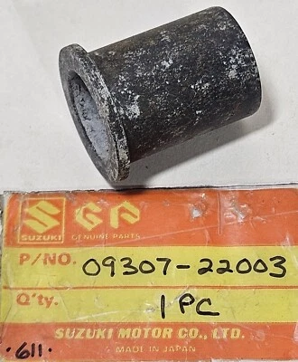 1 NOS Genuino Suzuki GT 380 500 550 750 TM400 + Buje basculante OEM 09307-22003 Foto 1 de 3