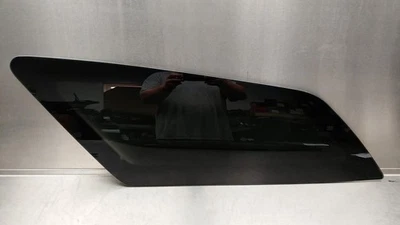 Dodge Magnum 2005-2008 OEM conductor izquierdo cuarto de ventana de vidrio Foto 1 de 4