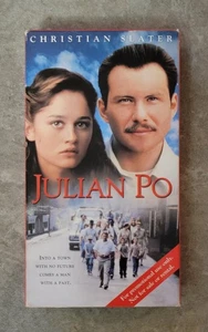 JULIAN PO (VHS, 1998) Christian Slater #N4615V RARE Promotional Demo Used - Imagen 1 de 7