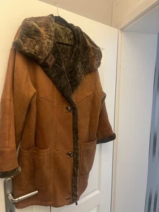 Christ Lammfelljacke Lammfell Lederjacke Mantel Braun Gr 44  - Bild 1 von 3