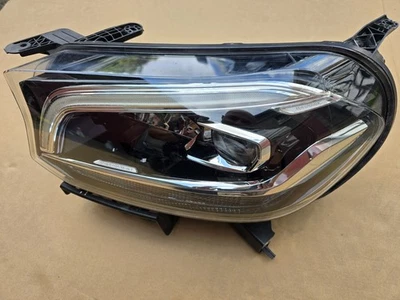 Frontscheinwerfer Mercedes X Klasse A4709060800 LED Links Scheinwerfer  Top - Bild 1 von 4