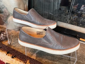 Zapatos UGG DAMAS Gris Cuero Perforado Suela de Goma Sin Cordones Talla 6.5 1015446 Usados en Excelente Condición - Imagen 1 de 9