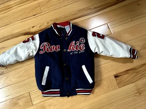 CHAQUETA CARTA Por L'il Rookies Niño Pequeño Niño Talla 4T Peso Medio - Imagen 1 de 6
