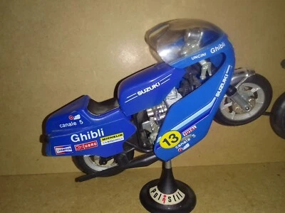 Moto Course Suzuki 750 Rg Polistil 1:15 ème Année 75/77 - Photo 1/4