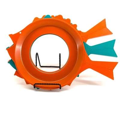 Juego De Colección De 3 Bandejas De Plástico En Forma De Pez Naranja Verde Azulado Plato Mate MCM Foto 1 de 4