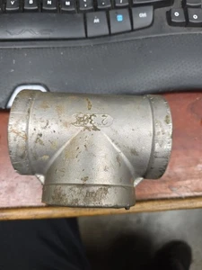 Edelstahl - Typ 304 S/S - 2" NPT, Gewinde T-Stück - - Bild 1 von 2