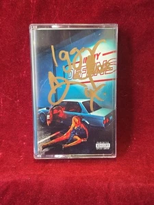 Sammlerstück In My Defense Casette signiert Iggy Azalea XO - Bild 1 von 4