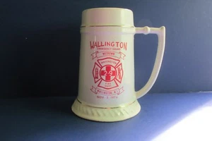 Taza de colección Wallington Emergency Squad 2 de noviembre de 1974 Beer Stein - Imagen 1 de 5