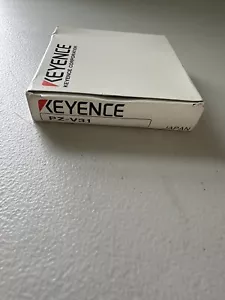 Keyence PZ-V31 Photoelectric Sensor Fiber Optic Sensor Amplifier - New Open Box - Picture 1 of 3
