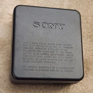Genuine Sony AC-UB10D 5V AC Power Adapter Charger for CyberShot Handycam QwkShip - Picture 1 of 4