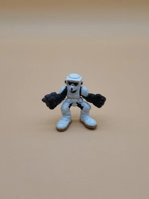 Figura de acción Star Wars 2001 Galactic Heroes Scout Trooper  Foto 1 de 4