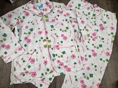 Conjunto de Pijama Nick + Nora XXL Vintage 100% Algodão Kiss Me Flor Rosa Trevo - Imagem 1 de 3