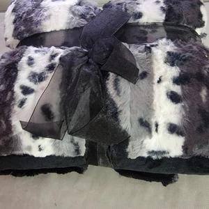 Minky SCHOKOLADE SAFARI Kuschelset Quilt Kit Shannon Stoffe 60"X72" schwarz/weiß - Bild 1 von 4