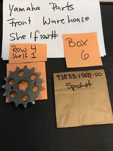 YAMAHA XT250 XT250C C.1984 GENUINE NOS FRONT SPROCKET (15T) - # 93833-15071 NWOB - Picture 1 of 6