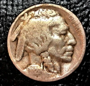 1921 Buffalo nickel - Picture 1 of 3