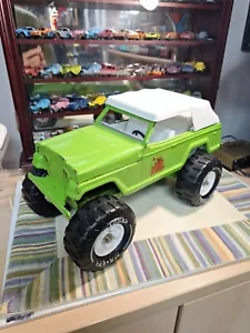 Vintage 1970s Lime Green Tonka Stump Jumper Jeepster 13" Pressed Steel - Picture 1 of 9