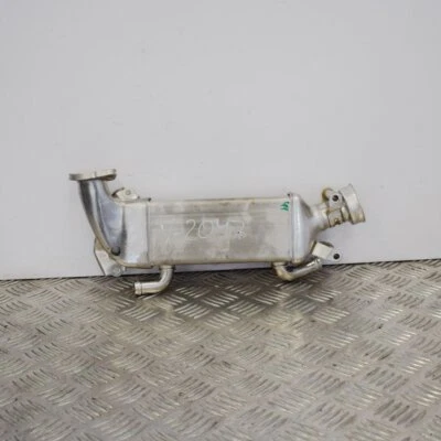 Refroidisseur EGR Mercedes Benz Classe A W176 A6511400575 2016 2.1CDI 125KW - Photo 1/4