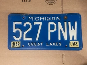 MICHIGAN NUMMERNSCHILD 527 PNW MÄRZ 1987 GREAT LAKES BLAU-WEISS - Bild 1 von 1