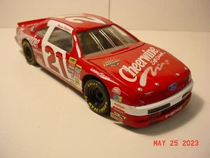 Revell #21 Ford Thunderbird Cheerwine Stock Car 1/24 Diecast Uprm - Bild 1 von 7