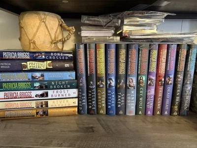 Patricia Briggs Mercy Thompson & Alpha And Omega Series 18 HC 1 PB Lot