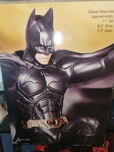 Batman Begins Statue Batman in flight edition Of 4000 Gentle Giant DC Direct - Picture 1 of 5