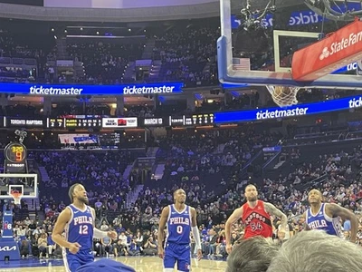 2 entradas Philadelphia 76ers vs WIZARDS *ASIENTOS EN EL PISO* 1/7 TODO LO QUE PUEDAS COMER Y BEBER Foto 1 de 4