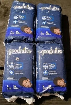 (4) Goodnites большой 68-95 фунтов (11 штук каждый) - Изображение 1 из 3