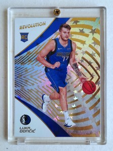 Luka Doncic 2018-19 Panini Revolution #128 RC ROOKIE CARD ASTRO PARALLEL