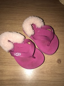 baby uggs sandals