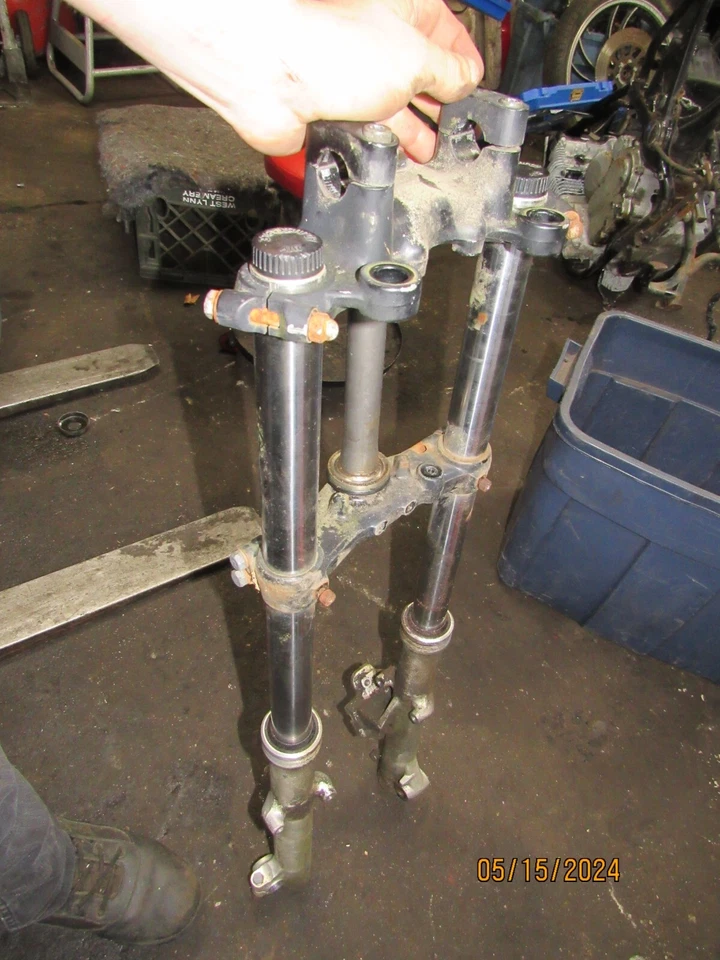 Yamaha XJ650 1982 horquillas maxim y abrazaderas triples Foto 1 de 1