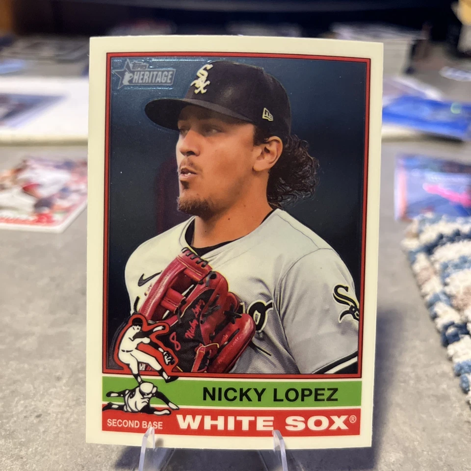2025 Topps Heritage - Nicholas Lopez #371 Chrome Refractor - Image 1 of 2