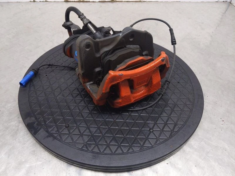 Pinza de pasajero trasera sin freno deportivo compatible con BMW 750i 736042 16-20 Foto 1 de 4