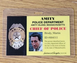 Jaws ID Badge-Amity Chief of Police Martin Brody Photo costume cosplay prop - Picture 1 of 2