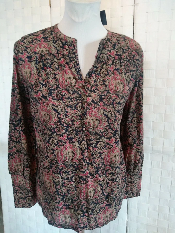 Lucky BRAND Women Size XS Navy Pink Paisley Print Henley Blouse Top