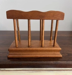 Mandrini porta tovaglioli in legno vintage anni 70 80 bordo smerlato - Foto 1 di 7