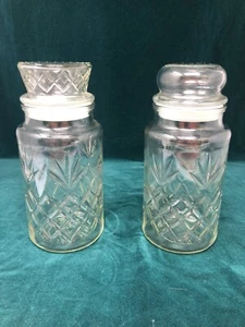 2er Set Mr Erdnuss Übertöpfe Erdnüsse Glas Gläser mit nicht passenden Deckeln Vintage 1983 - Bild 1 von 19