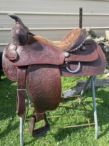 Used/Vintage 15" American Saddlery tooled Western saddle w/silver laced cantle - Imagen 1 de 10